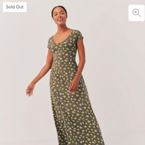 Pact fit and flare crossback maxi dress green floral